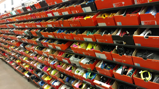 Sporting Goods Store «Nike Factory Store», reviews and photos, 447 Great Mall Dr #484, Milpitas, CA 95035, USA