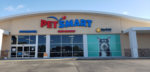 Pet Supply Store «PetSmart», reviews and photos, 8204 Leesburg Pike, Vienna, VA 22182, USA