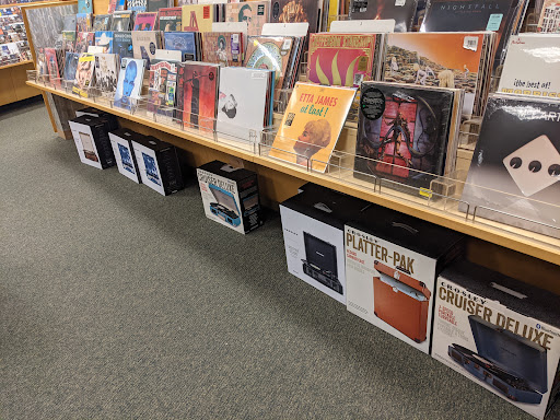 Book Store «Barnes & Noble», reviews and photos, 58 S 32nd St, Camp Hill, PA 17011, USA