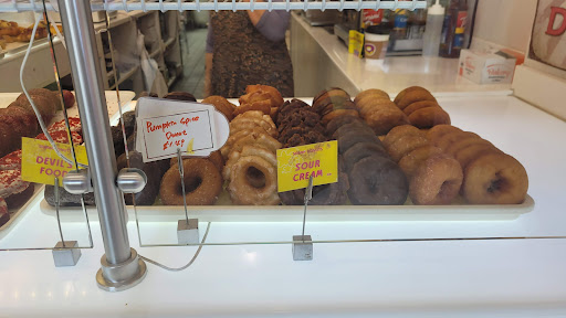 Donut Shop «Sarah Donuts», reviews and photos, 5860 Jimmy Carter Blvd #155, Norcross, GA 30071, USA
