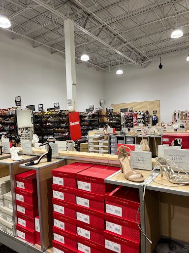 Shoe Store «DSW Designer Shoe Warehouse», reviews and photos, 375 E Altamonte Dr, Altamonte Springs, FL 32701, USA