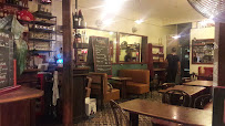 Atmosphère du Restaurant Quartier Rouge à Paris - n°18