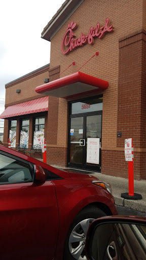 Fast Food Restaurant «Chick-fil-A», reviews and photos, 5651 NJ-42, Turnersville, NJ 08012, USA