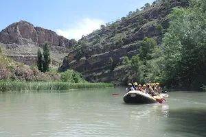 Cañón y Cañón Multiaventura - Rafting en el Cañón de Almadenes con visita a dos Cuevas image