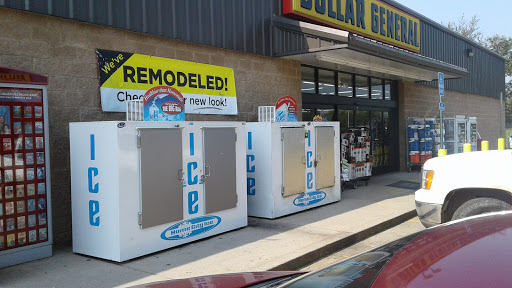 Home Goods Store «Dollar General», reviews and photos, 7730 Old Hwy 41 N, Adams, TN 37010, USA