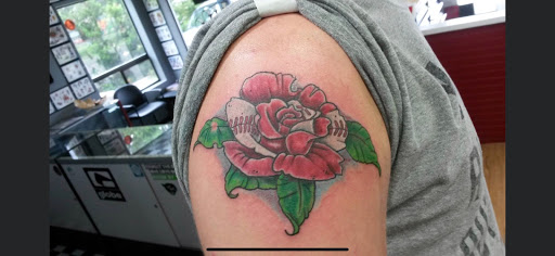 Tattoo Shop «Red Sky Tattoo», reviews and photos, 773 Point Brown Ave NE, Ocean Shores, WA 98569, USA