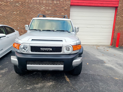 Auto Body Shop «Collision Shop», reviews and photos, 3355 S Telegraph Rd, Dearborn, MI 48124, USA