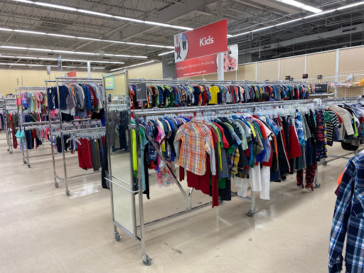 Thrift Store «Savers», reviews and photos, 7100 Brookpark Rd, Cleveland, OH 44129, USA