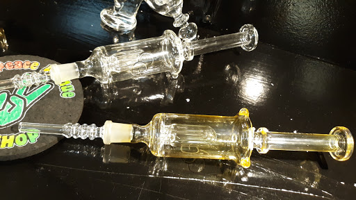 Tobacco Shop «Four Two Zero Peace Avenue», reviews and photos, 6656 US-1, Port St Lucie, FL 34952, USA