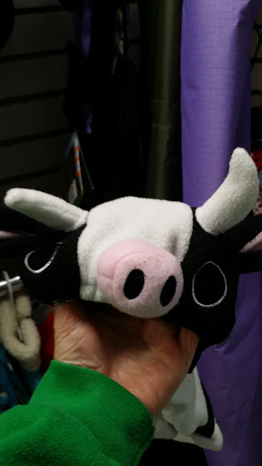 Pet Supply Store «Paws & Claws & Co», reviews and photos, 1801 E Market St, Warsaw, IN 46580, USA