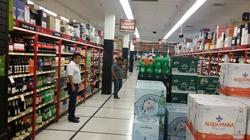 Clothing Store «K&G Fashion Superstore», reviews and photos, 5832 Columbia Pike, Falls Church, VA 22041, USA