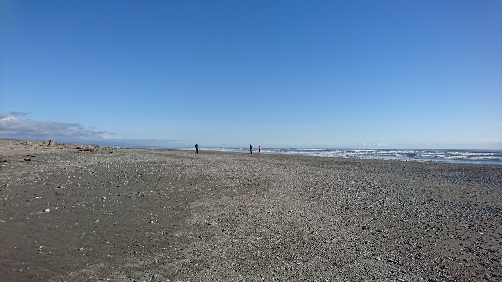 Serpentine Beach的照片 带有碧绿色水表面