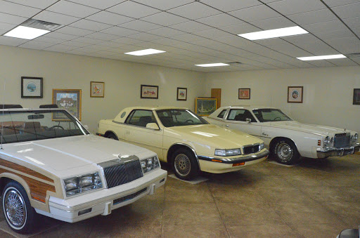 Used Car Dealer «Wayne Hall Chrysler Jeep Dodge», reviews and photos, 507 E Main St, Anamosa, IA 52205, USA