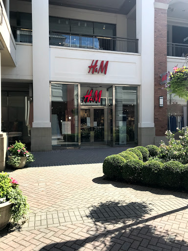 Clothing Store «H&M», reviews and photos, 11800 W Broad St # 1012, Richmond, VA 23233, USA