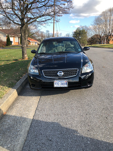 Auto Body Shop «Maaco Collision Repair & Auto Painting», reviews and photos, 1711 Williamson Rd NE, Roanoke, VA 24012, USA