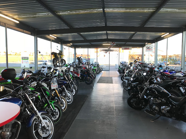 Rezensionen über Liberty Motos Sàrl Sévaz in Val-de-Travers NE - Motorradhändler