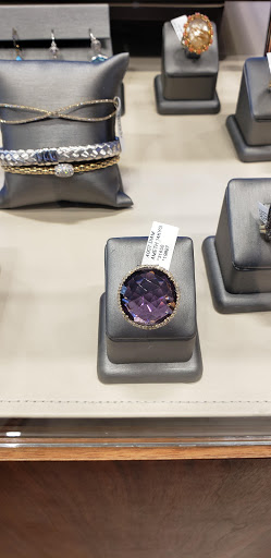 Jeweler «OKG Jewelry Corporation», reviews and photos, 254-29 Horace Harding Expy, Little Neck, NY 11362, USA