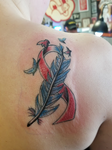 Tattoo Shop «Guerilla Tattoo», reviews and photos, 19 W King St, Shippensburg, PA 17257, USA