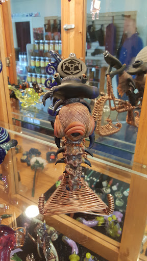 Tobacco Shop «Apparatus Smoke Shop», reviews and photos, 284 Cowesett Ave, West Warwick, RI 02893, USA