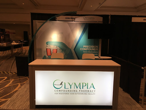 Luxury Hotel «Fairmont Chicago Millennium Park», reviews and photos, 200 N Columbus Dr, Chicago, IL 60601, USA