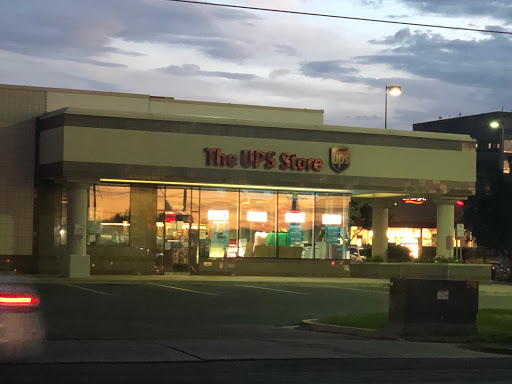 Shipping and Mailing Service «The UPS Store», reviews and photos, 6905 S 1300 E, Cottonwood Heights, UT 84047, USA