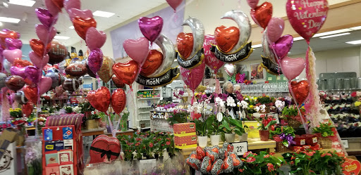 Grocery Store «Super Stop & Shop», reviews and photos, 460 Elm St, West Haven, CT 06516, USA