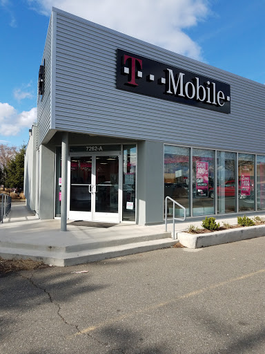 Cell Phone Store «T-Mobile», reviews and photos, 7262 Columbia Pike, Annandale, VA 22003, USA