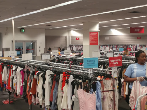 Department Store «Last Chance Clearance Store», reviews and photos, 1919 E Camelback Rd, Phoenix, AZ 85016, USA