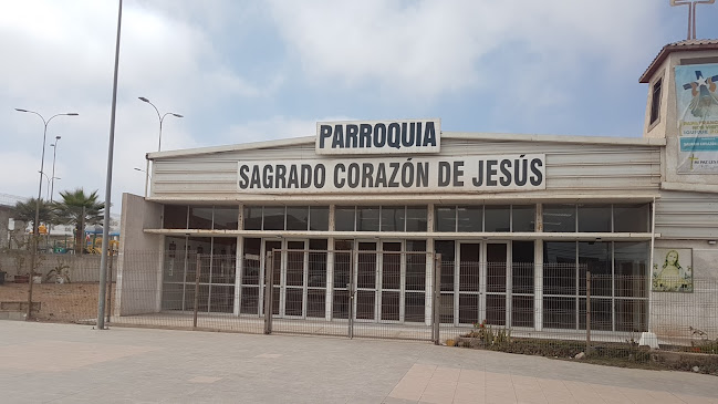 Opiniones de Parroquia Sagrado Corazon De Jesus en Alto Hospicio - Iglesia