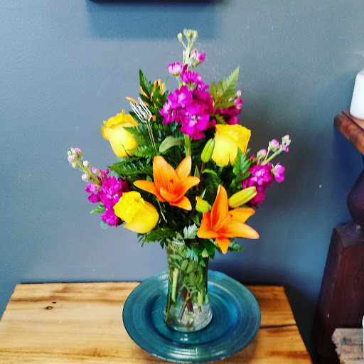 Florist «Mint Julep Flower Shop», reviews and photos, 808 5th St, Coralville, IA 52241, USA