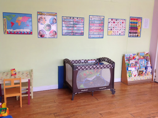 Day Care Center «TITI MICKEY FAMILY DAY CARE», reviews and photos, 20624 Skouras Dr, Winnetka, CA 91306, USA