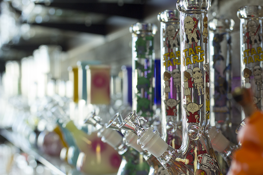 Vaporizer Store «Inhale Exhale Smoke Shop», reviews and photos, 1604 S Hwy 97 #3, Redmond, OR 97756, USA