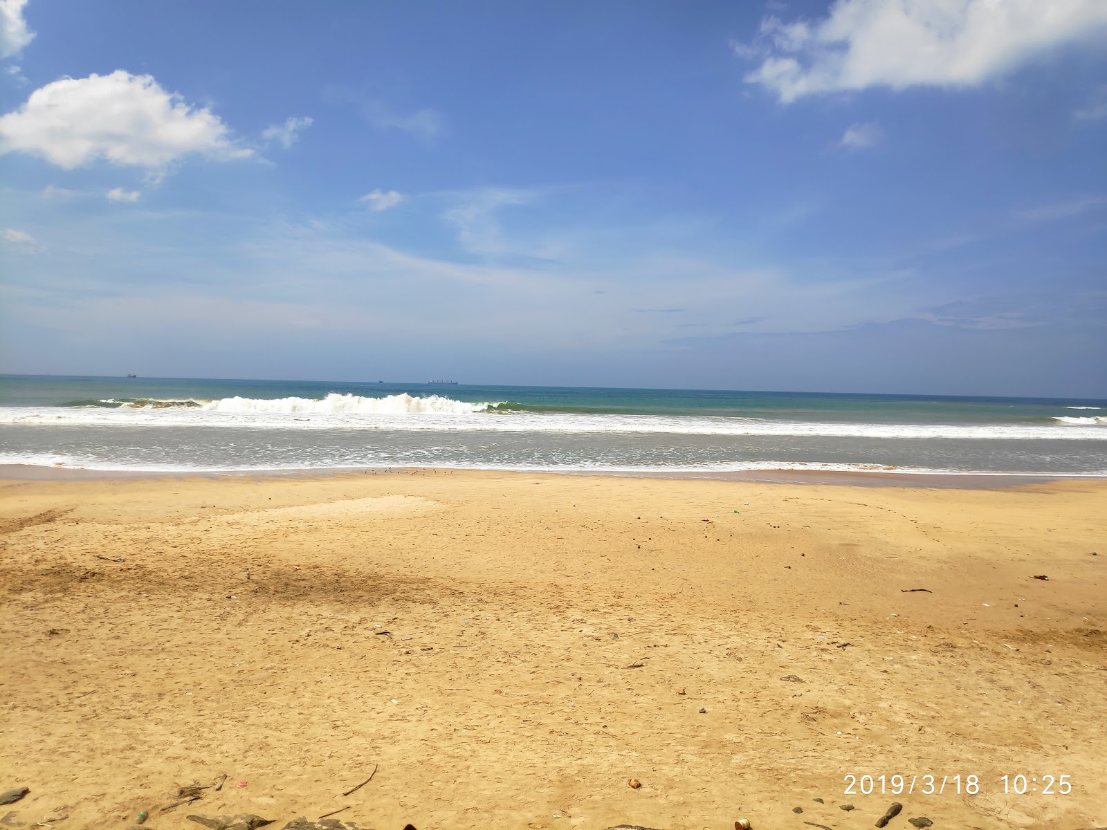 Mahamodara Beach photo #2