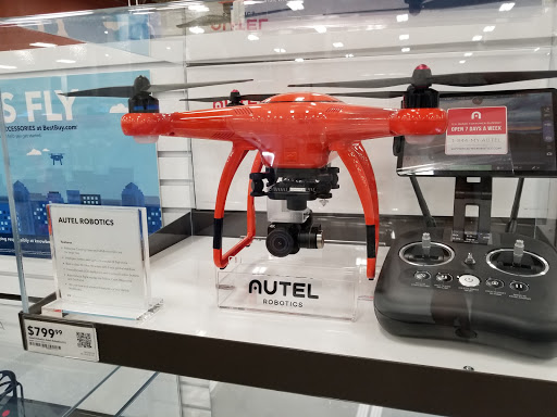 Electronics Store «Best Buy», reviews and photos, 4601 E Colonial Dr, Orlando, FL 32803, USA