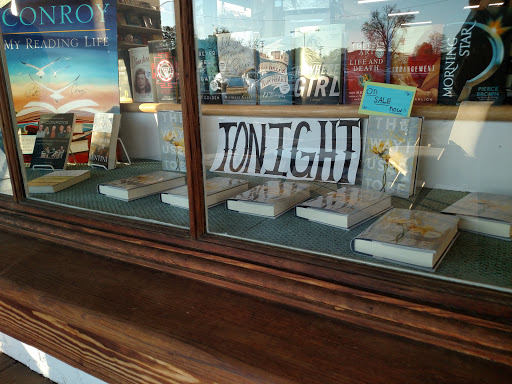 Book Store «Park Road Books», reviews and photos, 4139 Park Rd, Charlotte, NC 28209, USA