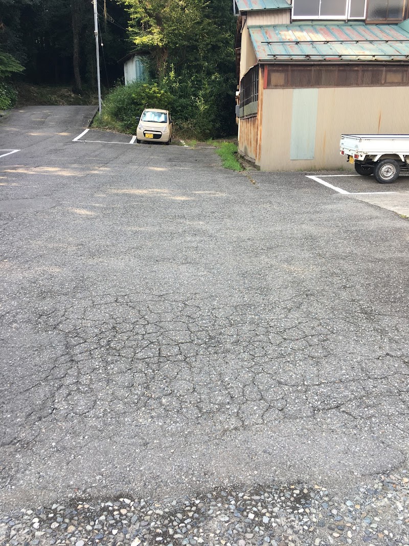 菅生石部神社 参拝者第二駐車場