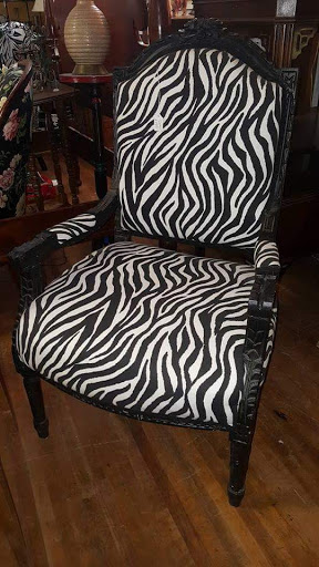 Antique Furniture Store «Useful Things Antiques & Collectibles Store», reviews and photos, 11 Crenshaw Ln, Coxs Creek, KY 40013, USA