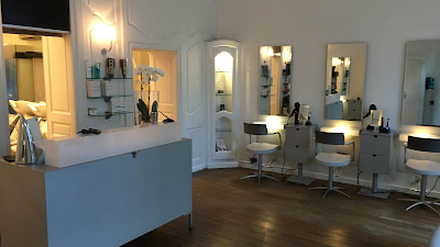 Jacques Artinian Haircuts à Aix-en-Provence