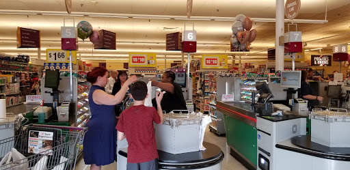 Grocery Store «Stop & Shop», reviews and photos, 420 White Plains Rd, Eastchester, NY 10709, USA