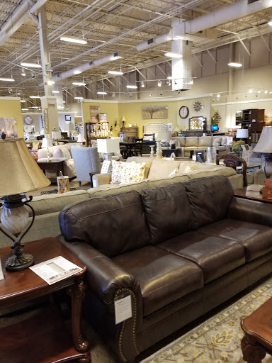Furniture Store «Ashley HomeStore», reviews and photos, 80 Nardozzi Pl, New Rochelle, NY 10801, USA