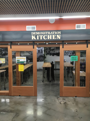 Natural Foods Store «Natural Grocers», reviews and photos, 9108 Metcalf Ave, Overland Park, KS 66212, USA