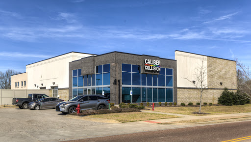 Auto Body Shop «ABRA Auto Body & Glass», reviews and photos, 430 E Winchester Blvd, Collierville, TN 38017, USA