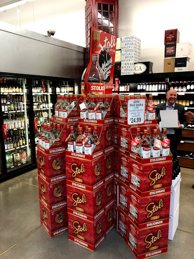 Liquor Store «Liquor Boy Wine and Spirits», reviews and photos, 5620 Cedar Lake Rd, St Louis Park, MN 55416, USA