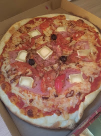 Plats et boissons du Pizzeria CASA TOP PIZZA à Cousance - n°3