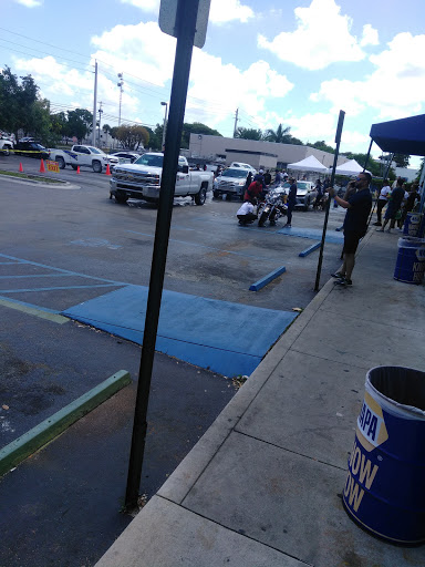 Auto Parts Store «NAPA Auto Parts - Genuine Parts Company», reviews and photos, 9250 NW 58th St, Doral, FL 33178, USA