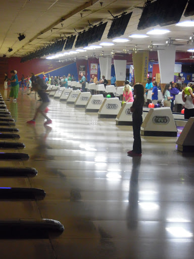 Bowling Alley «Break Point Alley», reviews and photos, 1950 Classique Ln, Tavares, FL 32778, USA