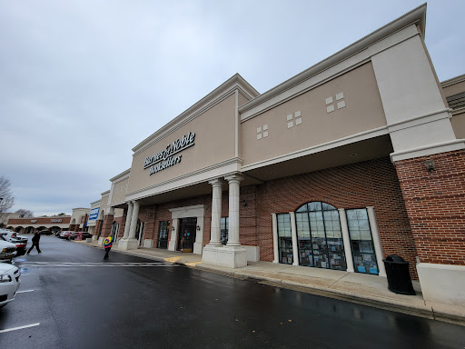 Book Store «Barnes & Noble», reviews and photos, 3102 Northline Ave, Greensboro, NC 27408, USA