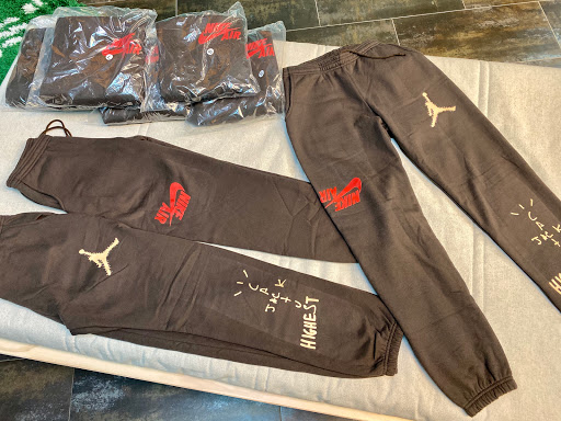 Shoe Store «Sneaker Syndicate», reviews and photos, 213 N Magnolia Ave, Orlando, FL 32801, USA