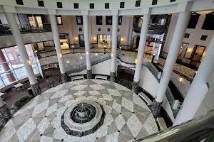 The Carlson Towers Rotunda & Amphitheatre image