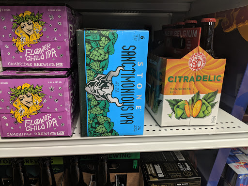 Liquor Store «Randolph Package Store», reviews and photos, 42 N Main St, Randolph, MA 02368, USA